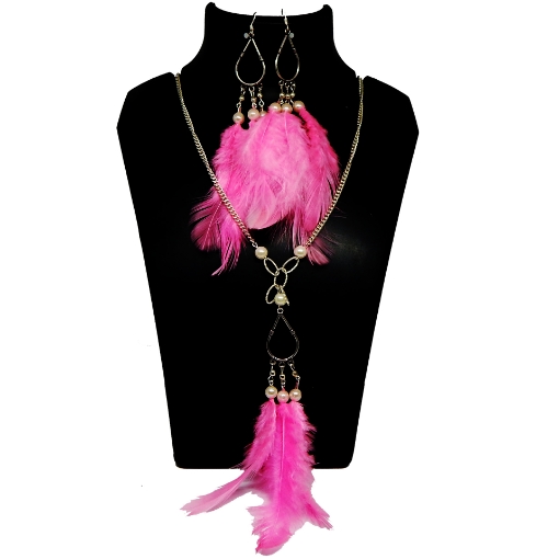 Metal Chain & fancy Feathers Necklace