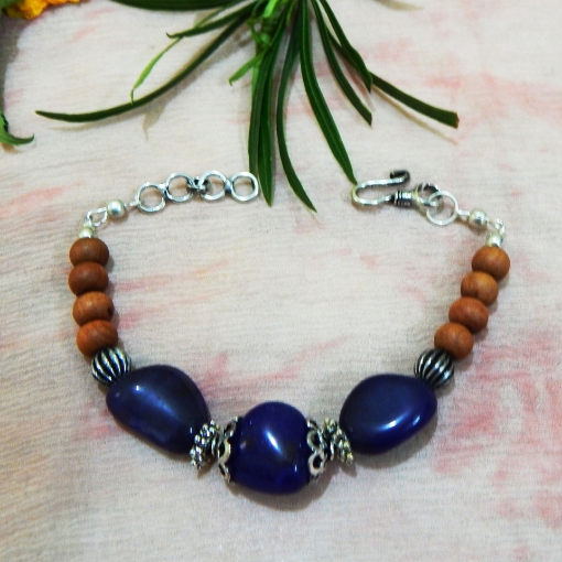 Lapis Lazuli & White Sandal Wood Bracelet